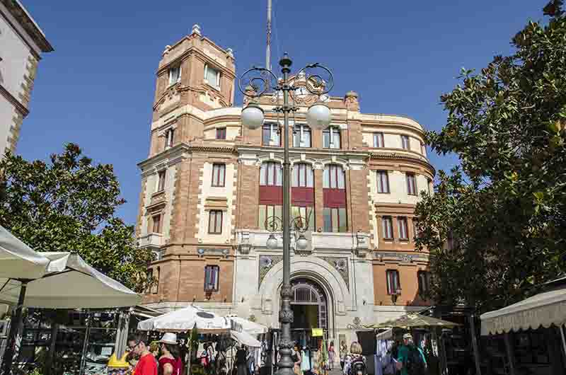 Cádiz 16 - plaza Topete o de las Flores - edificio de Correos.jpg
